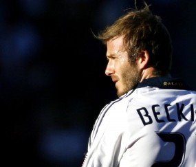 开云体育登录-穆勒爆发，皇家社会强势晋级，一场足球胜利如何点燃突尼斯的街头革命？