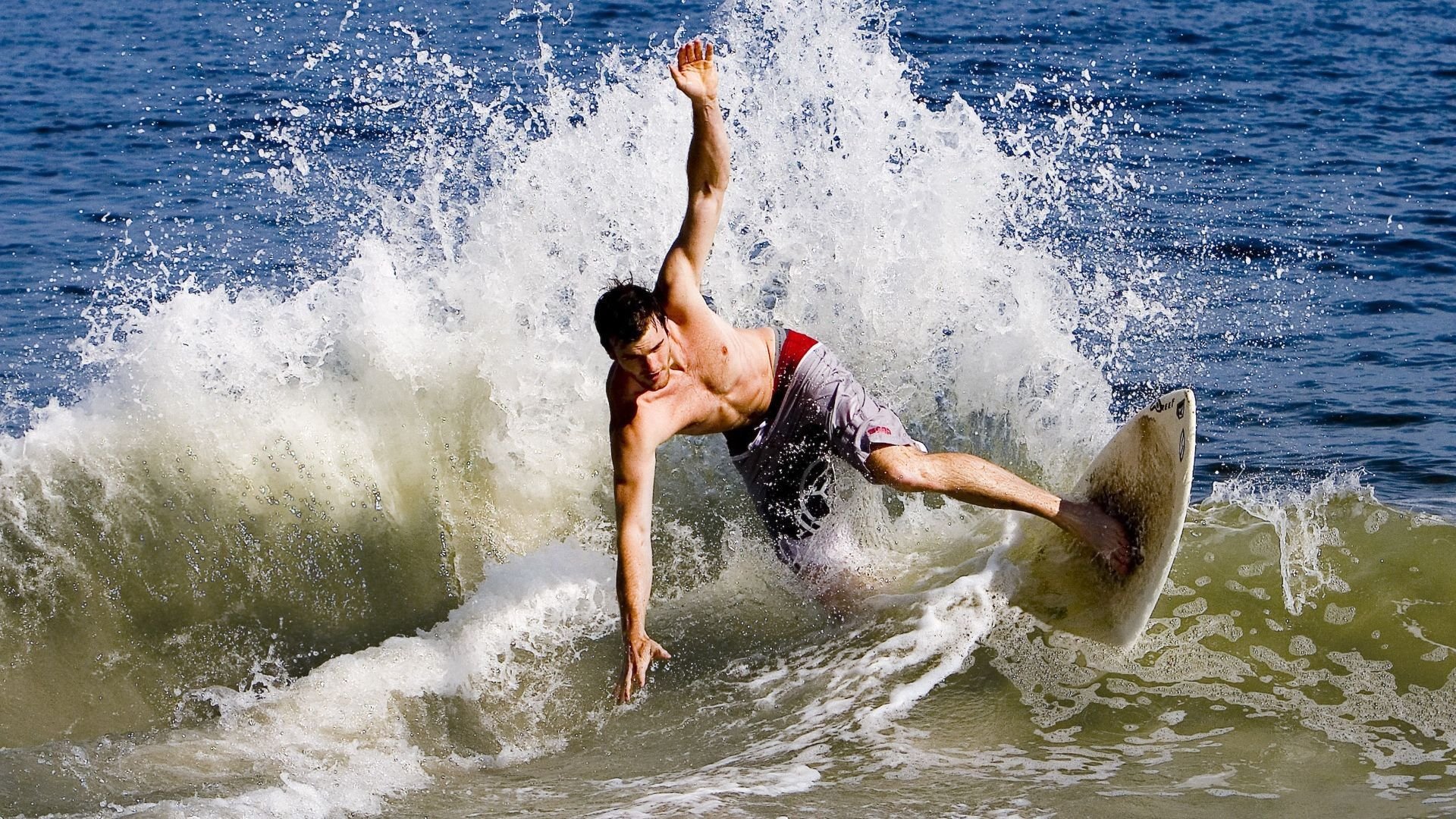 当阿什拉夫在NBA总决赛接管比赛，一场跨越时空的体育狂想