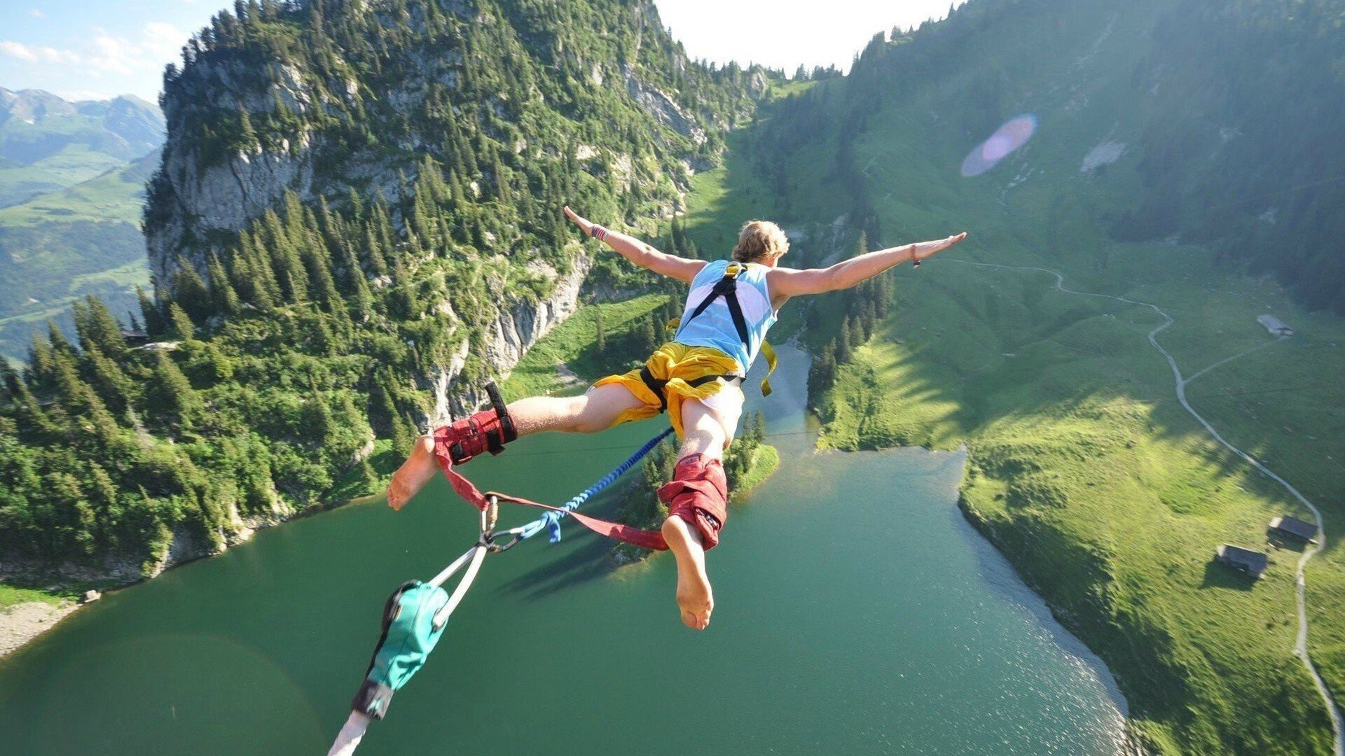 霍勒迪掌控全局,热火用节奏的绞索勒住鹈鹕咽喉